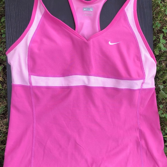 Nike dri-fit pink tank - Picture 2 of 5